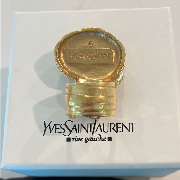 *RARE* Yves Saint Laurent Black Gold Vintage Arty Ring SZ 5 - Picture 4 of 6
